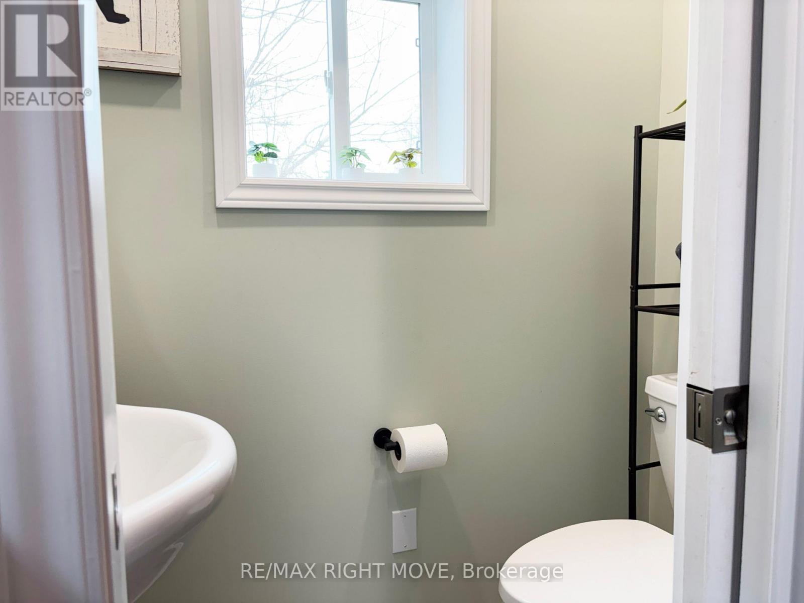 107 Jarvis Street, Orillia, Ontario  L3V 2A4 - Photo 6 - S12962744