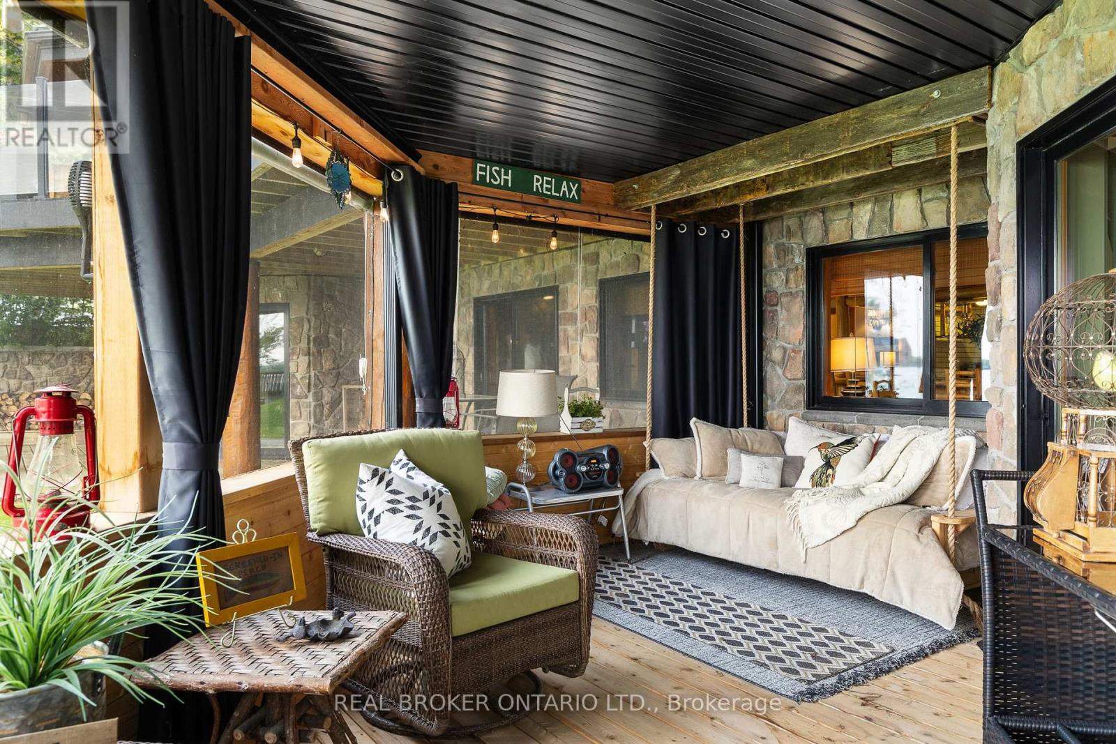 99 Creighton Street, Ramara (Atherley), Ontario  L3V 1B4 - Photo 30 - S12962850