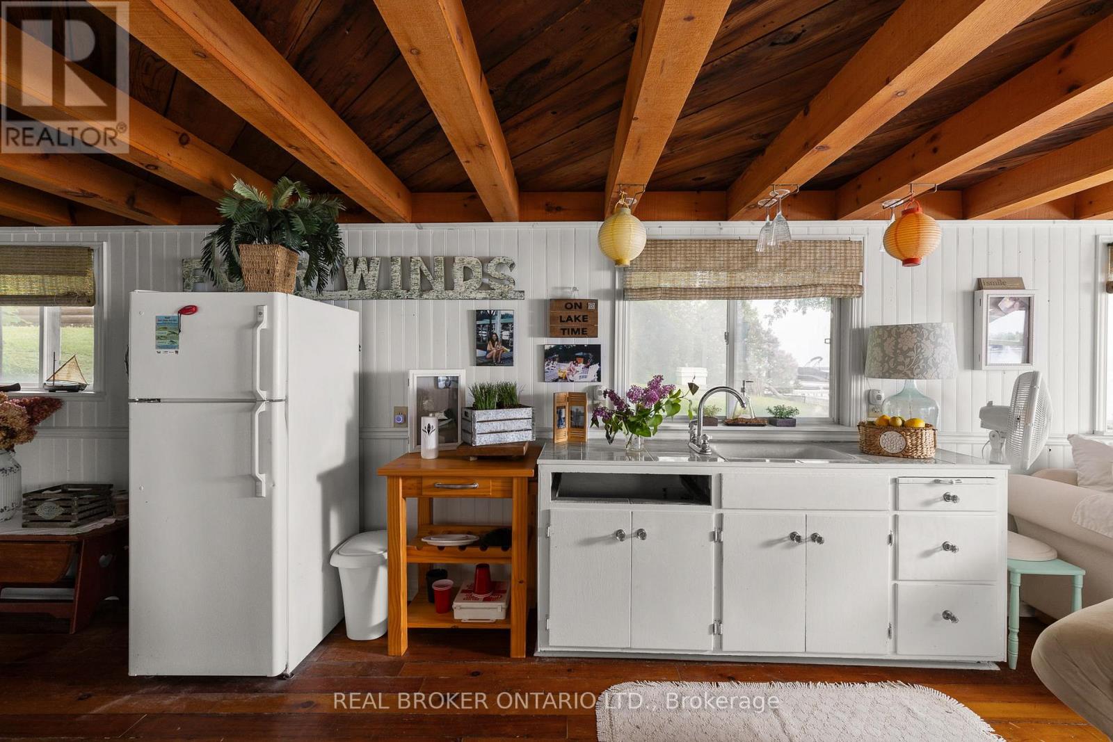 99 Creighton Street, Ramara (Atherley), Ontario  L3V 1B4 - Photo 42 - S12962850