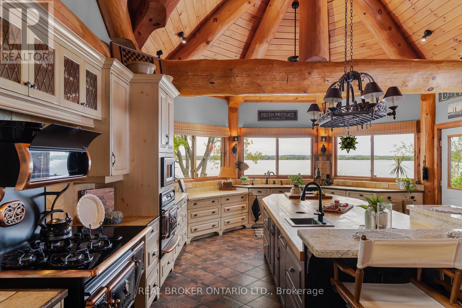 99 Creighton Street, Ramara (Atherley), Ontario  L3V 1B4 - Photo 9 - S12962850