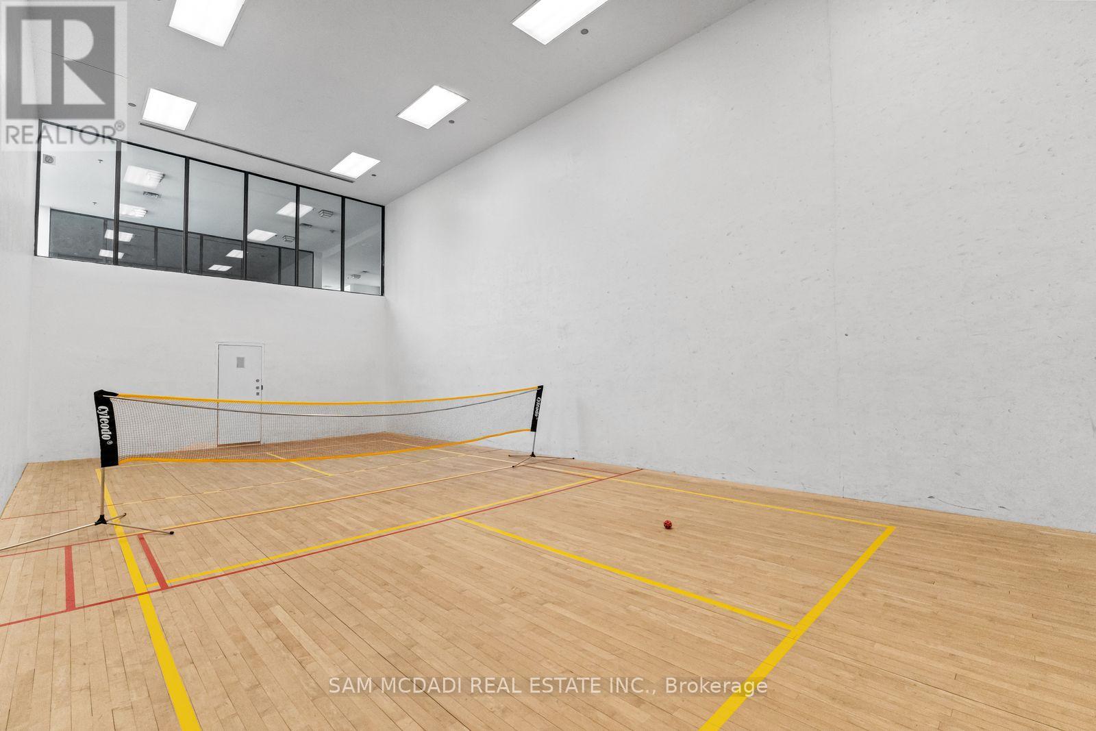 2205 - 24 Hanover Road, Brampton, Ontario  L6S 5K8 - Photo 18 - W12962724