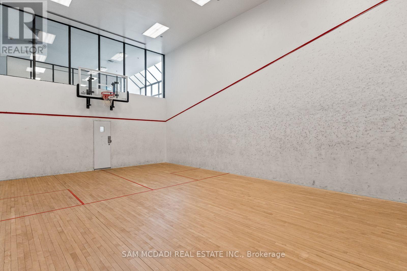 2205 - 24 Hanover Road, Brampton, Ontario  L6S 5K8 - Photo 19 - W12962724