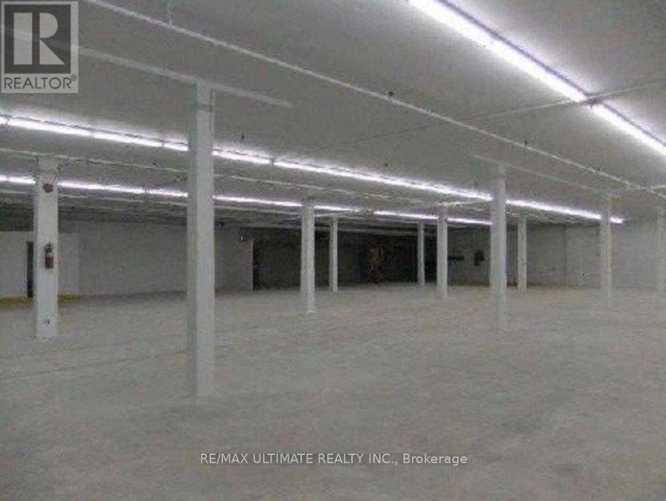 790 Dundas Street E, Mississauga (Dixie), Ontario  L4Y 2B6 - Photo 4 - W12962766