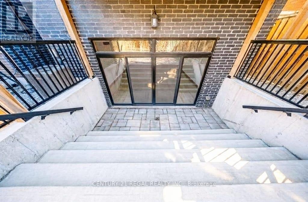 28a Twenty First Street, Toronto (Long Branch), Ontario  M8V 3L7 - Photo 36 - W12962784