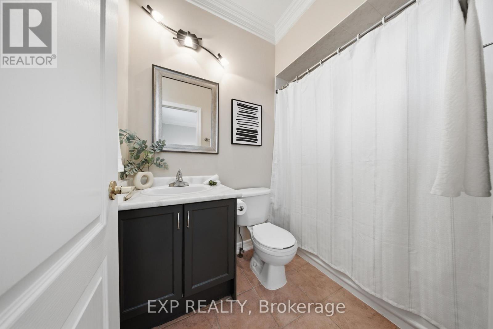 2305 Newcastle Crescent, Oakville, Ontario  L6M 4P5 - Photo 22 - W12962800