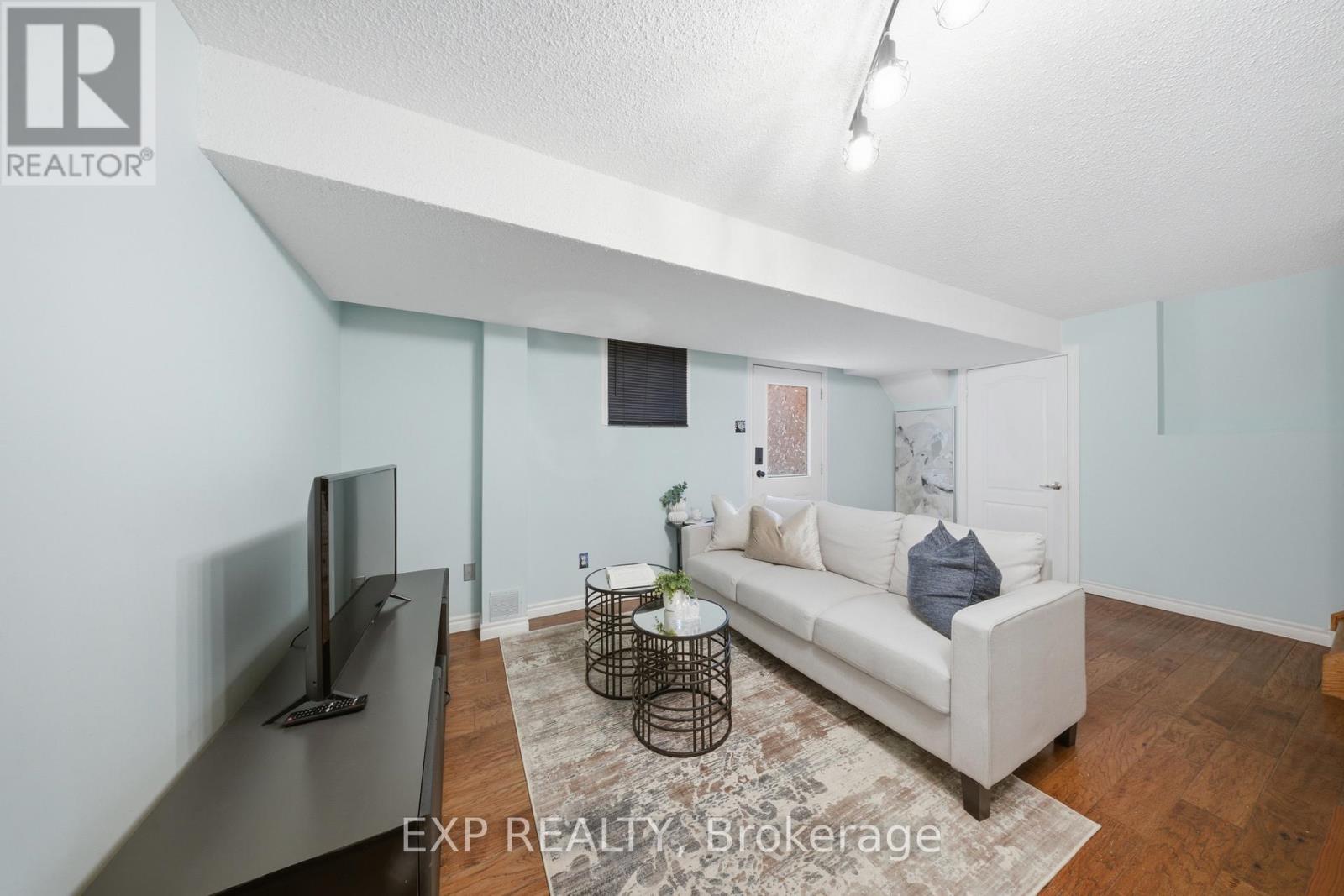 2305 Newcastle Crescent, Oakville, Ontario  L6M 4P5 - Photo 31 - W12962800