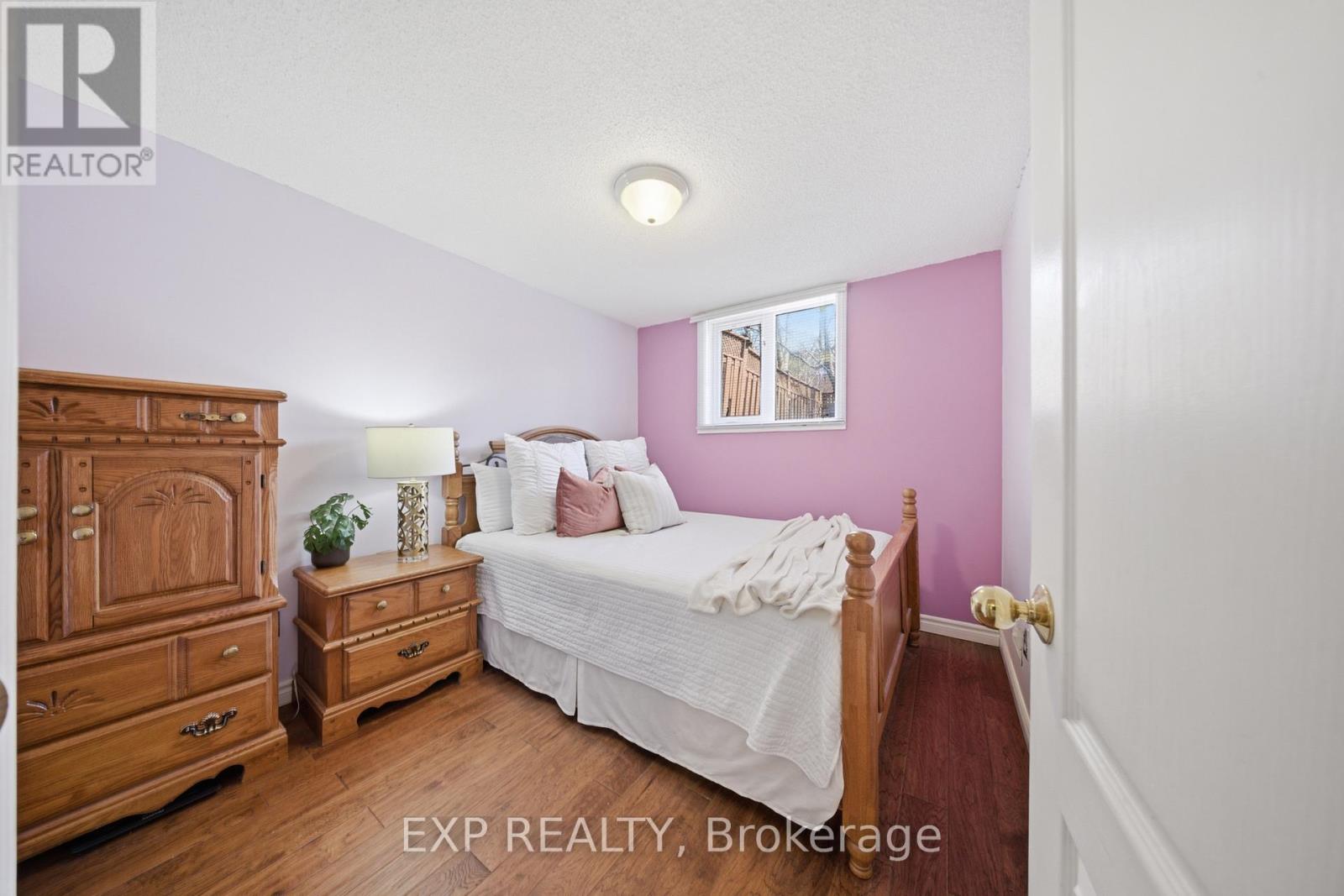 2305 Newcastle Crescent, Oakville, Ontario  L6M 4P5 - Photo 36 - W12962800