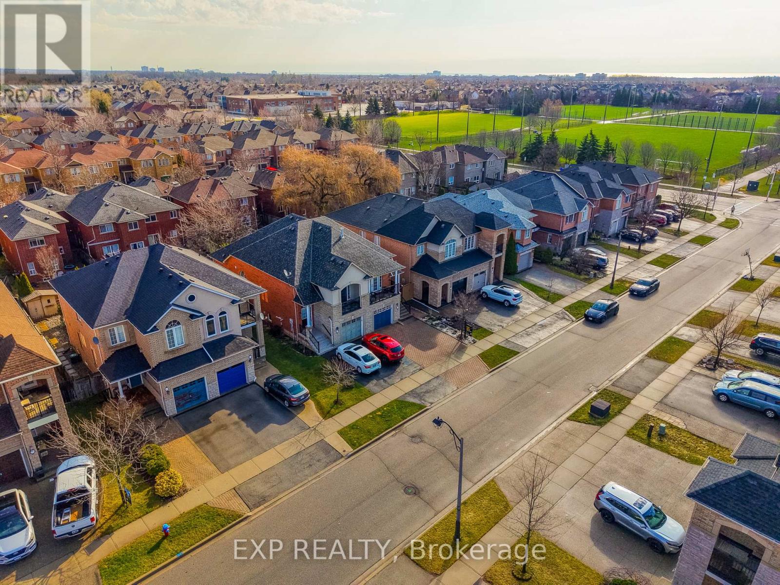 2305 Newcastle Crescent, Oakville, Ontario  L6M 4P5 - Photo 45 - W12962800