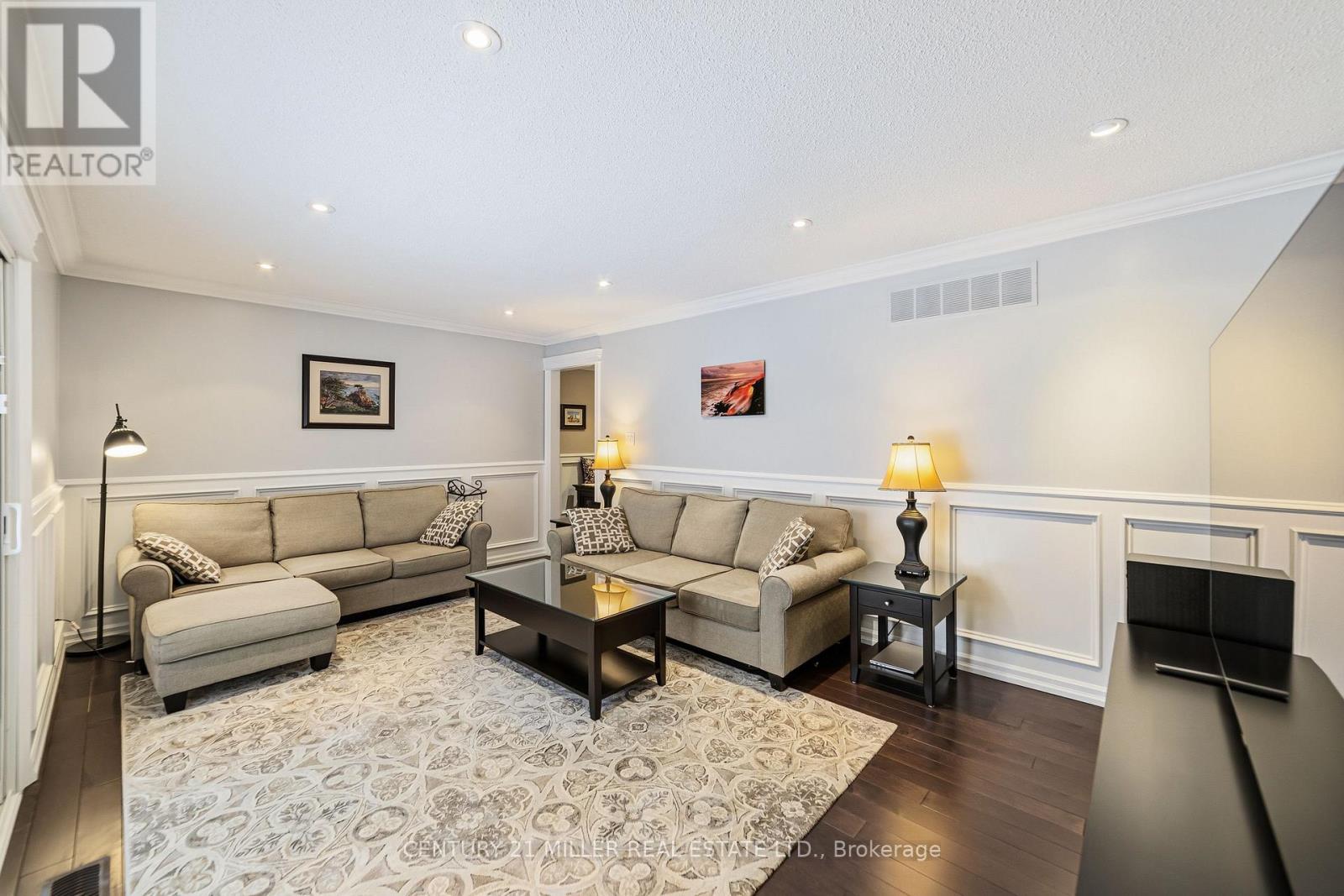 1745 Saltdene Terrace, Mississauga, Ontario  L4W 2E3 - Photo 20 - W12962840