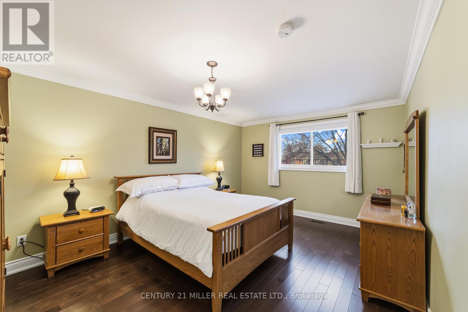 1745 Saltdene Terrace, Mississauga, Ontario  L4W 2E3 - Photo 25 - W12962840