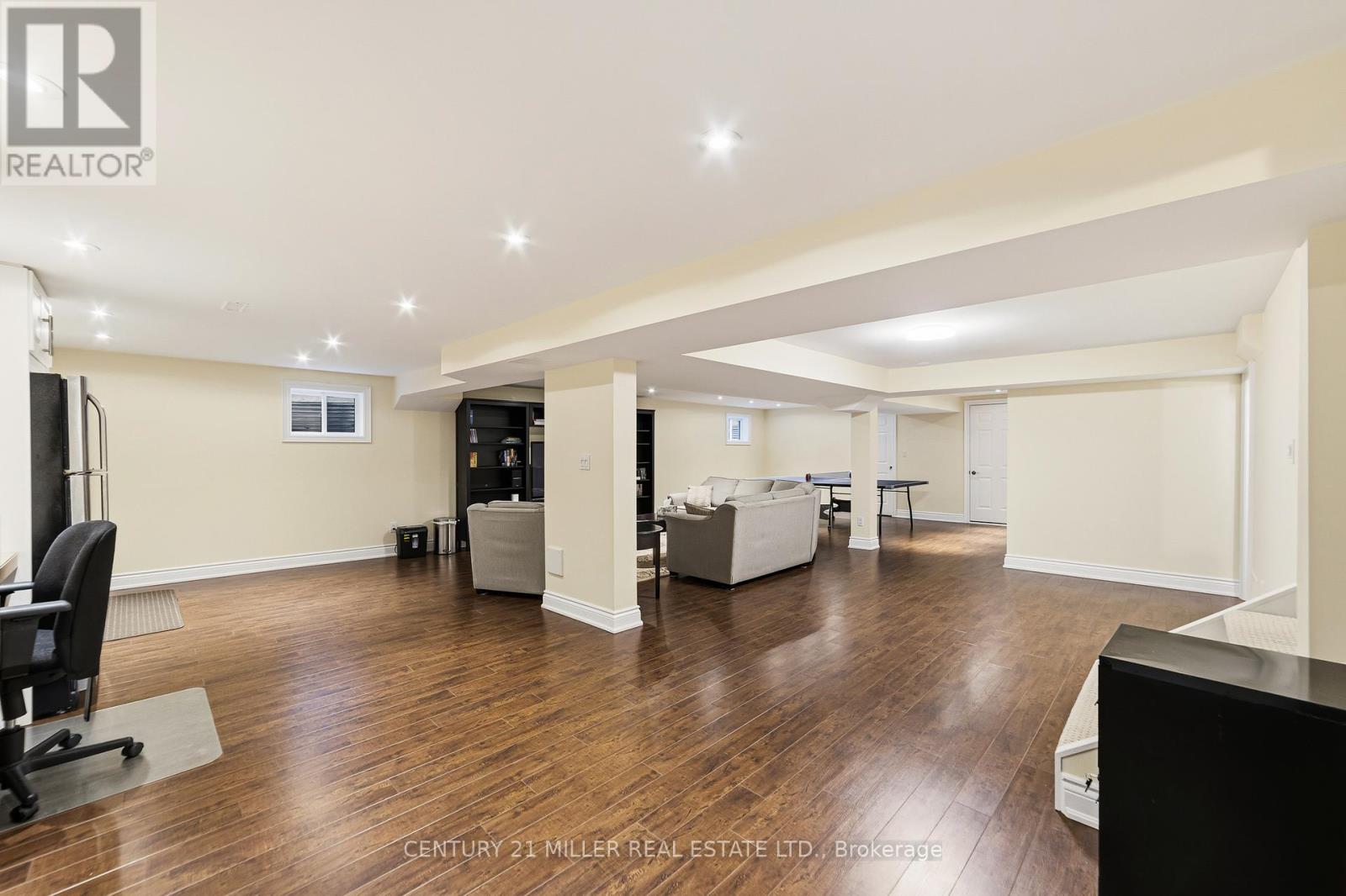 1745 Saltdene Terrace, Mississauga, Ontario  L4W 2E3 - Photo 36 - W12962840