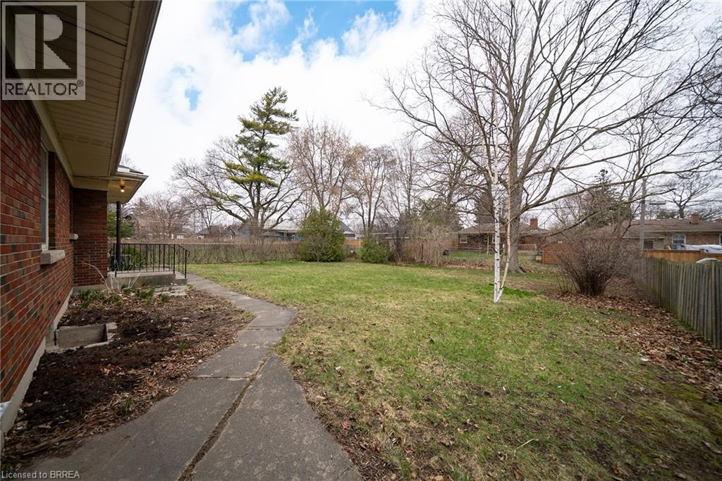 4 Lynnwood Drive, Brantford, Ontario  N3S 6S1 - Photo 23 - 40815947