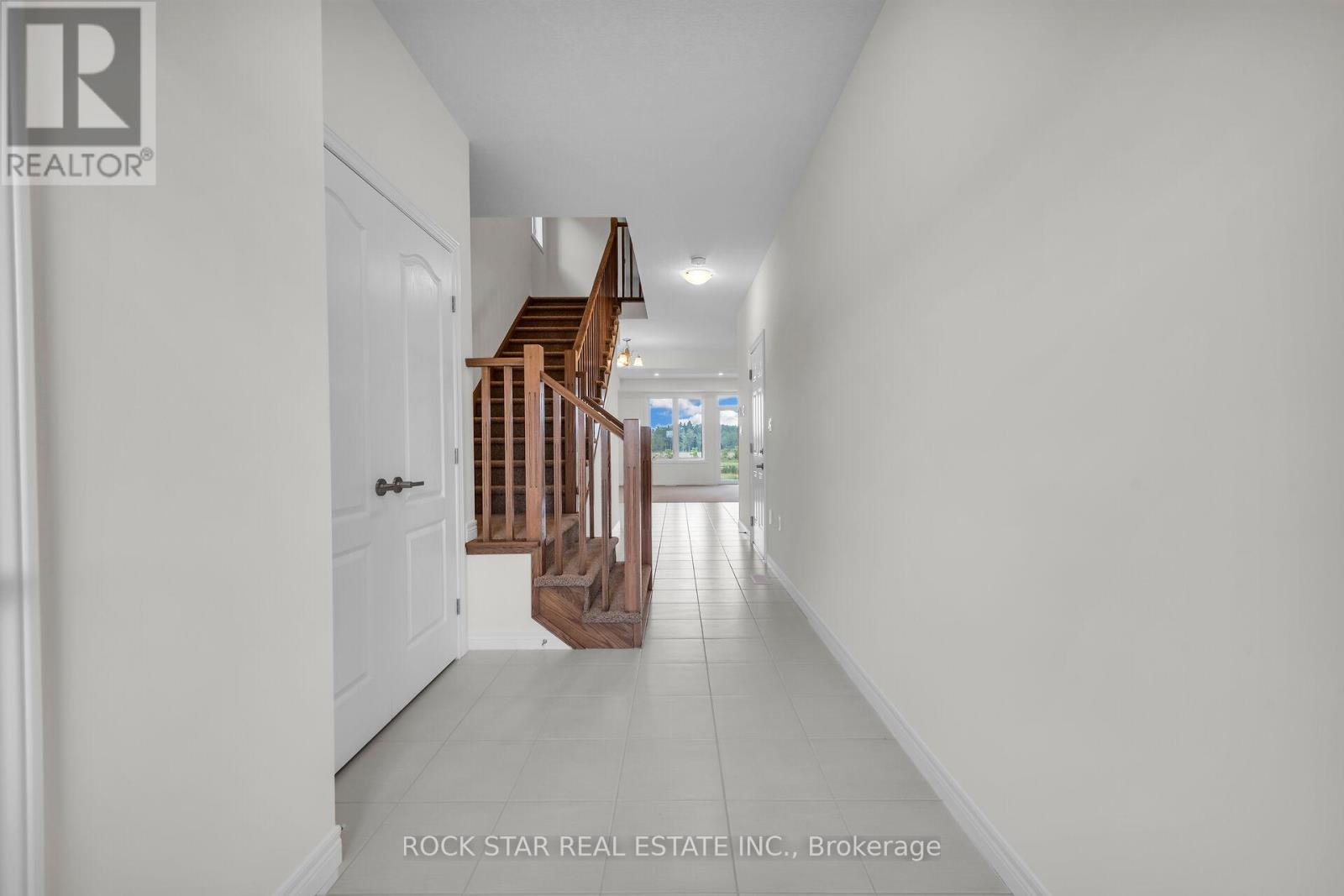 63 Lloyd Davies Way, Hamilton, Ontario  L0R 1C0 - Photo 6 - X12962798