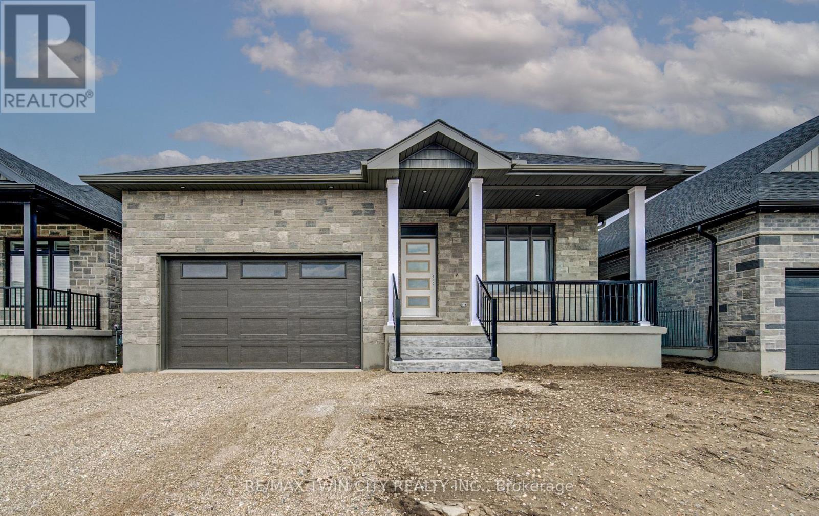 68 WEYMOUTH STREET, Woolwich, Ontario