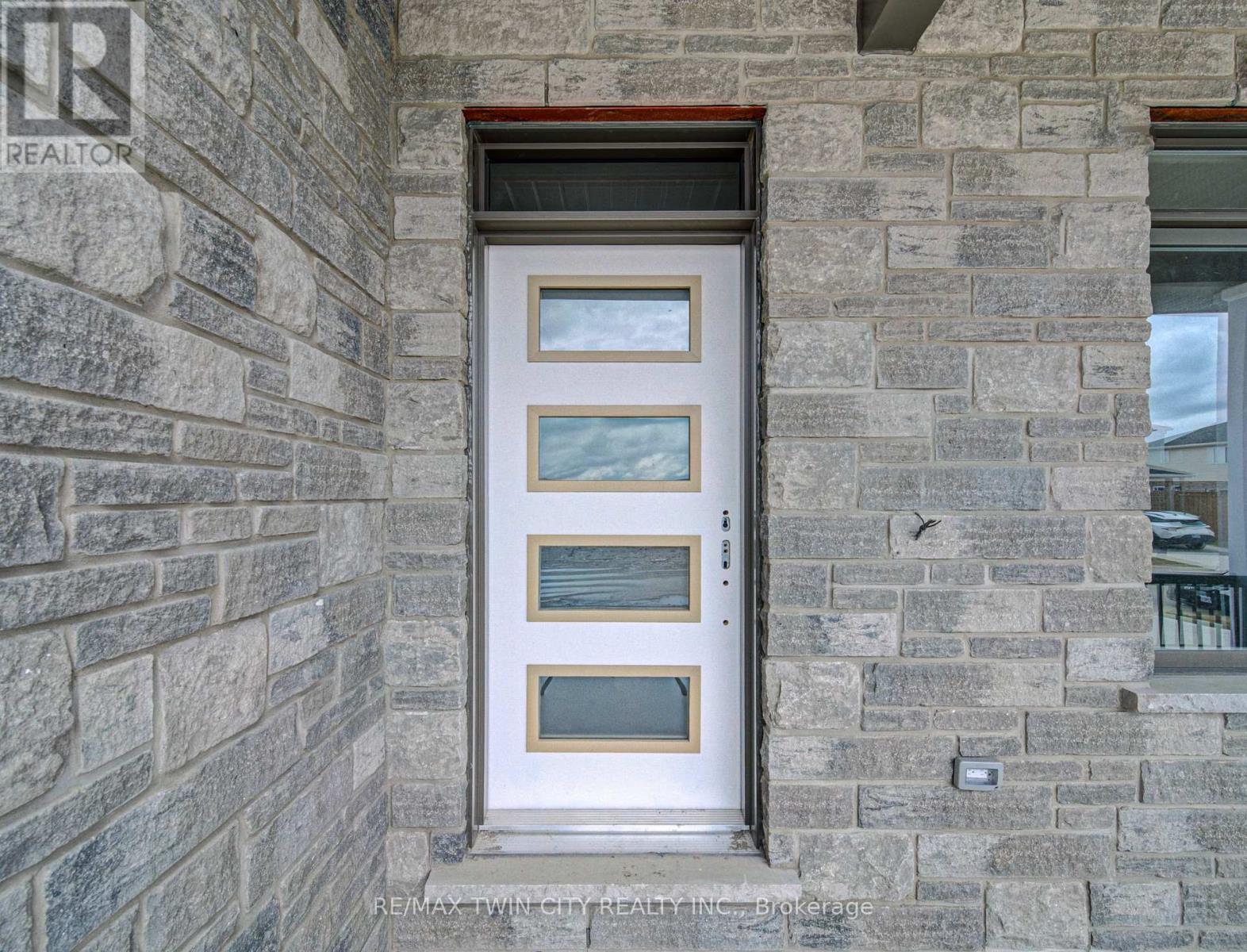 68 Weymouth Street, Woolwich, Ontario  N3B 0E6 - Photo 6 - X11922184