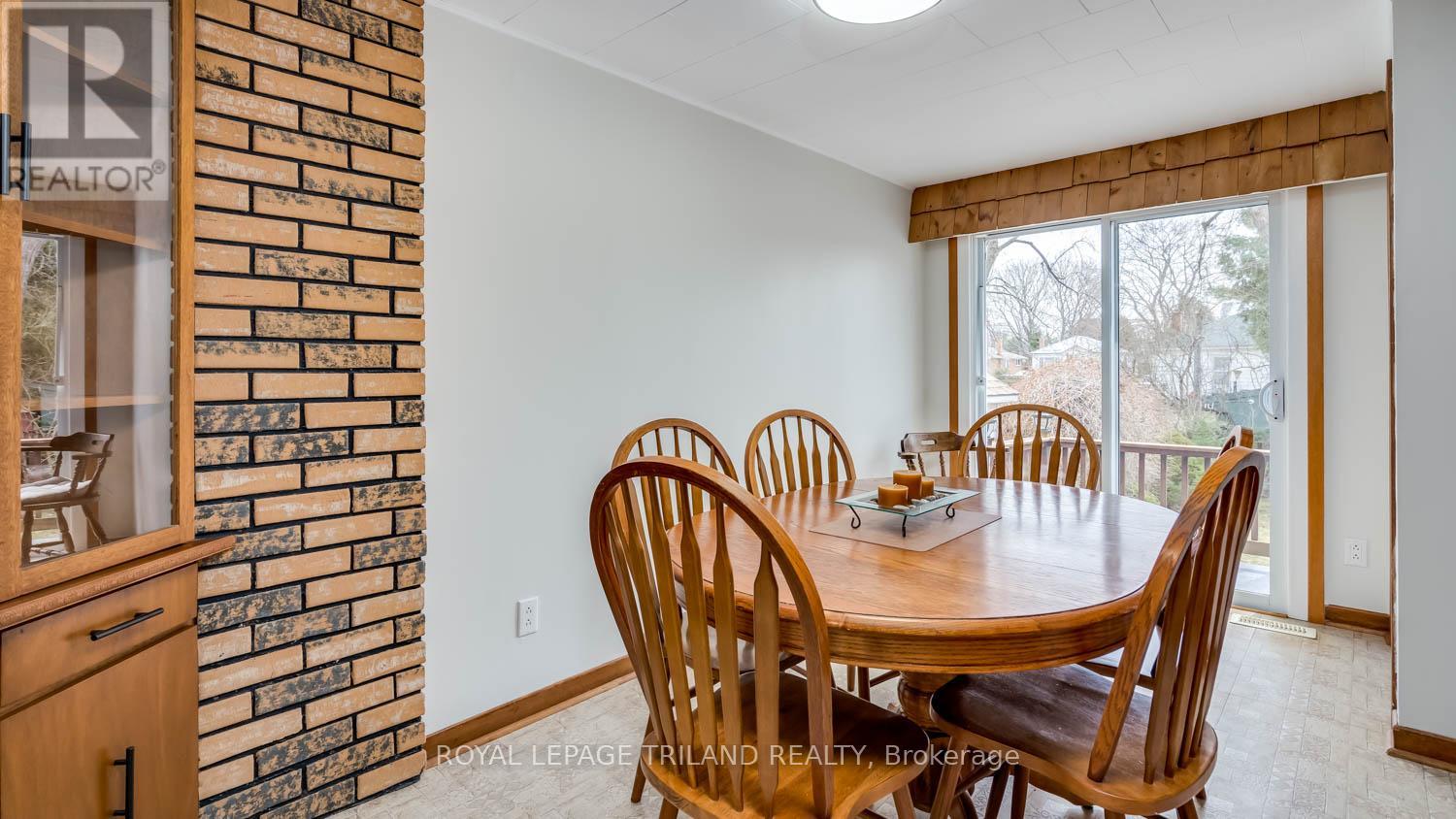 21 Oak Street, St. Thomas, Ontario  N5R 1R5 - Photo 14 - X12962874