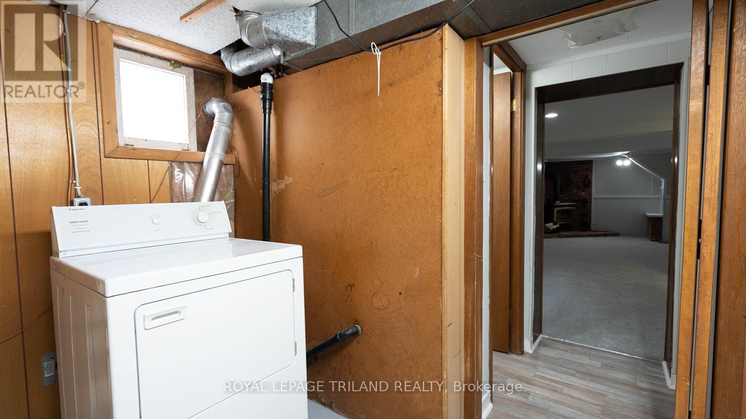 21 Oak Street, St. Thomas, Ontario  N5R 1R5 - Photo 23 - X12962874