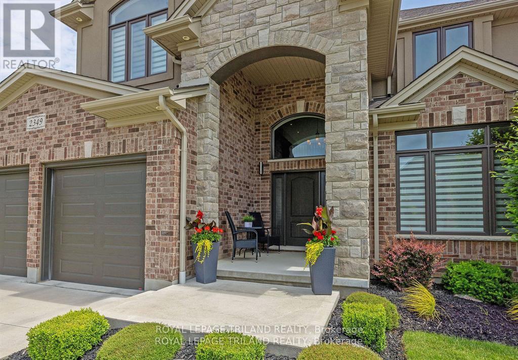 2349 Dauncey Crescent, London North, Ontario  N5X 0M2 - Photo 2 - X12962908