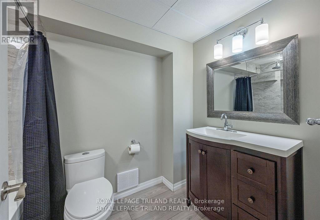 2349 Dauncey Crescent, London North, Ontario  N5X 0M2 - Photo 27 - X12962908