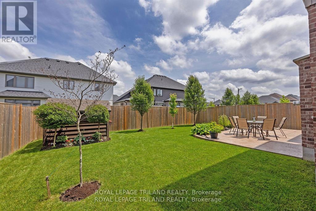 2349 Dauncey Crescent, London North, Ontario  N5X 0M2 - Photo 35 - X12962908