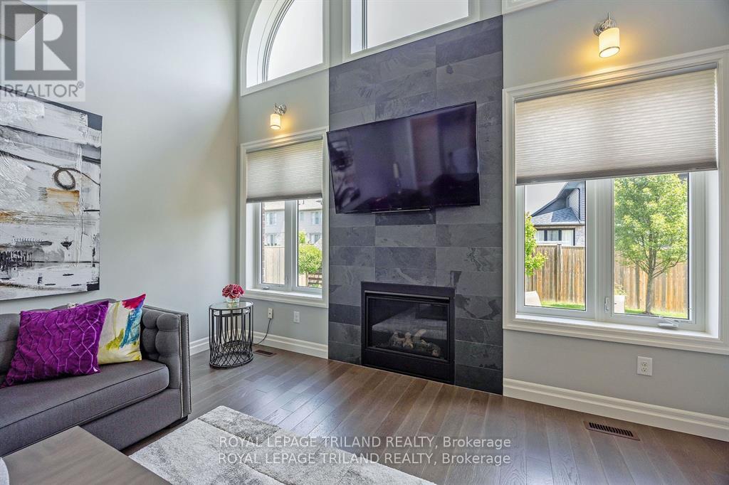 2349 Dauncey Crescent, London North, Ontario  N5X 0M2 - Photo 7 - X12962908