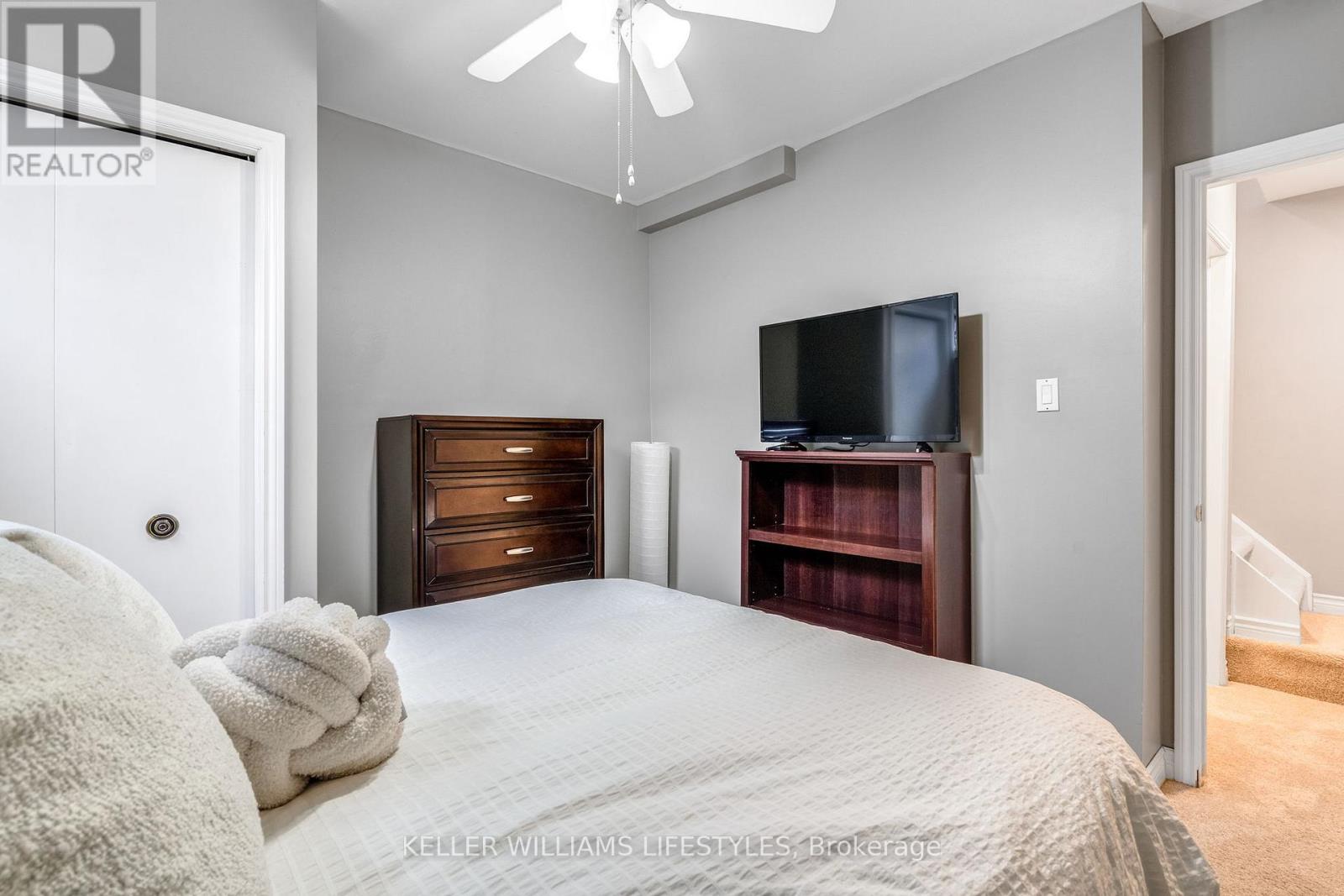 350 Highview Crescent, London South, Ontario  N6J 4E4 - Photo 37 - X12962912