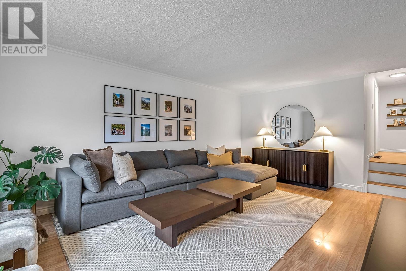 350 Highview Crescent, London South, Ontario  N6J 4E4 - Photo 5 - X12962912