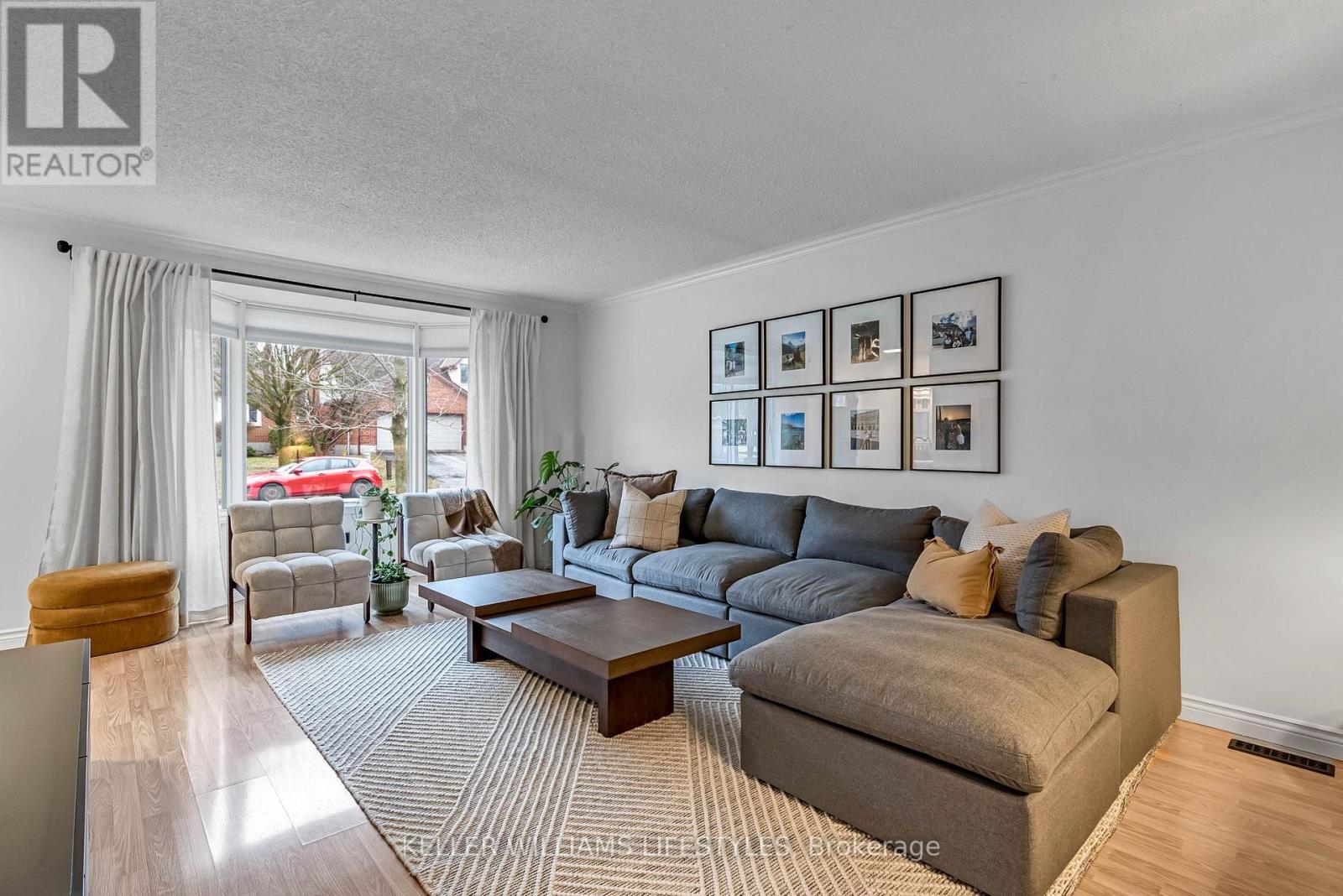 350 Highview Crescent, London South, Ontario  N6J 4E4 - Photo 6 - X12962912