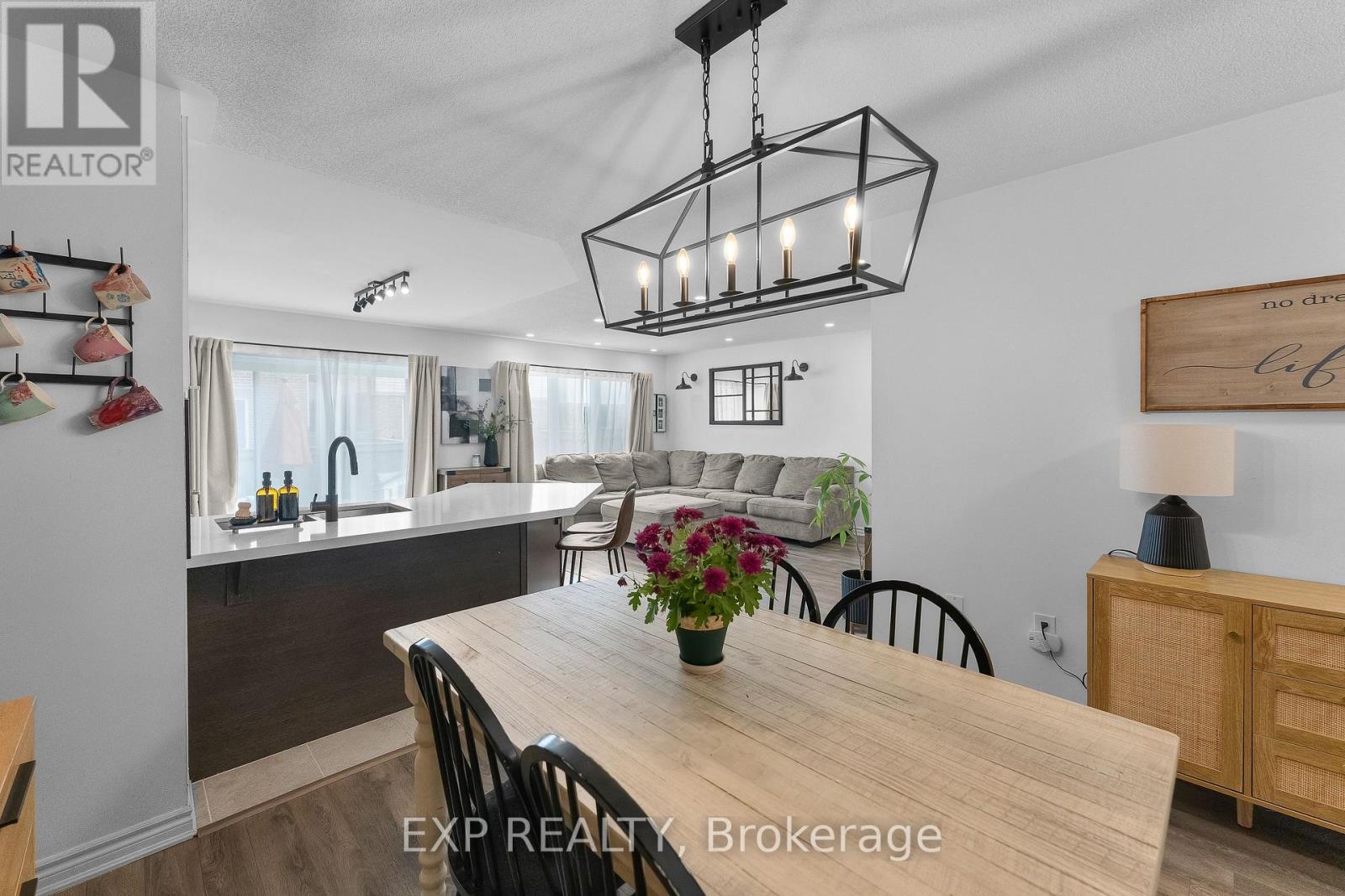 55 Hatt Court, Milton, Ontario  L9E 1G7 - Photo 12 - W12962878