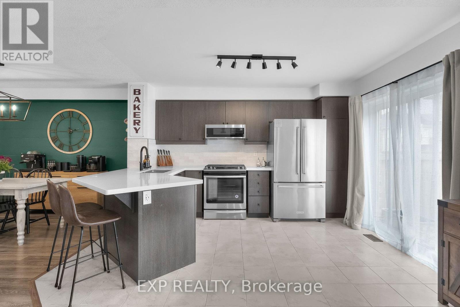 55 Hatt Court, Milton, Ontario  L9E 1G7 - Photo 17 - W12962878