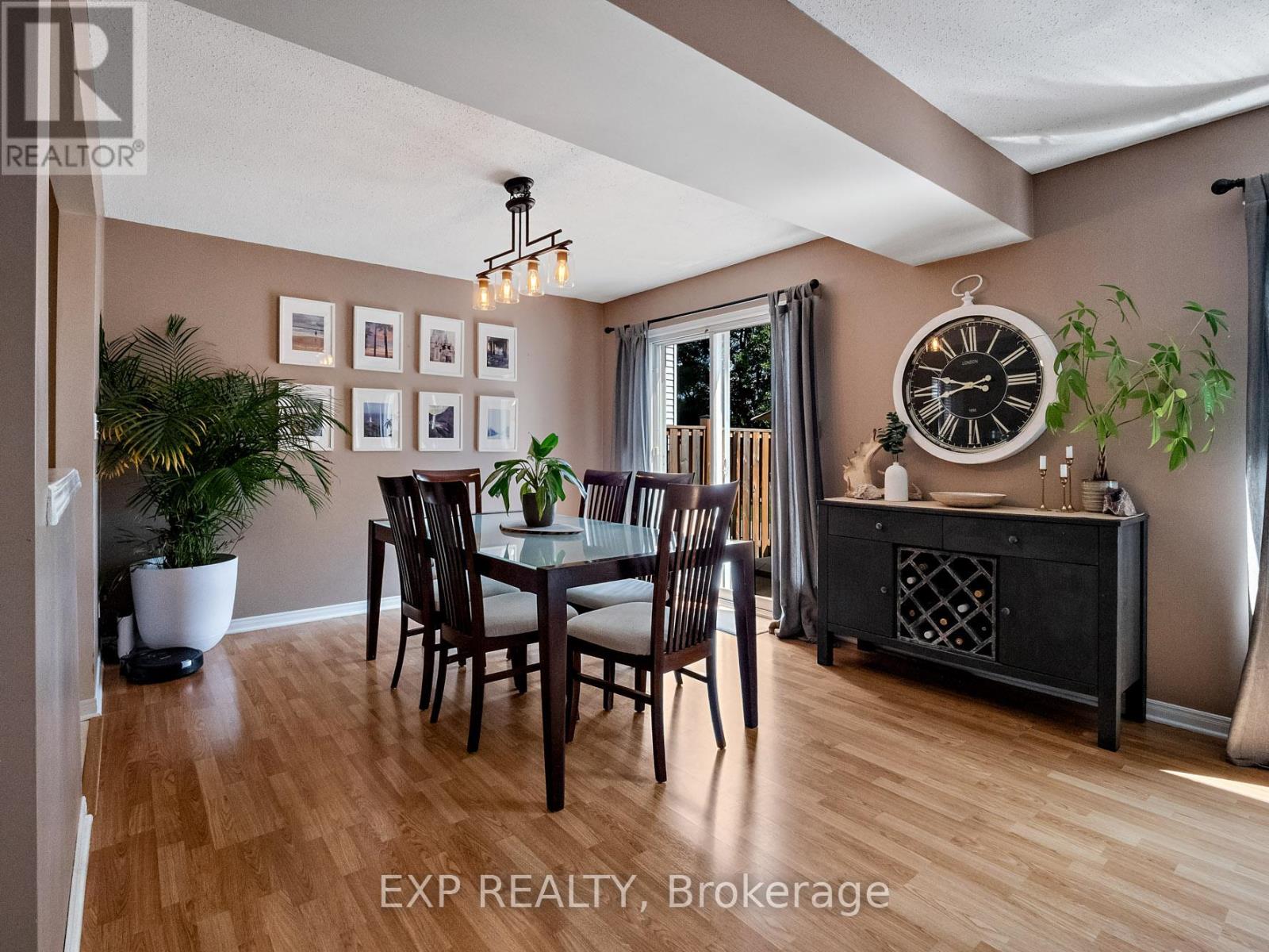 22 Lampman Crescent, Thorold, Ontario  L2V 4K7 - Photo 11 - X12962858