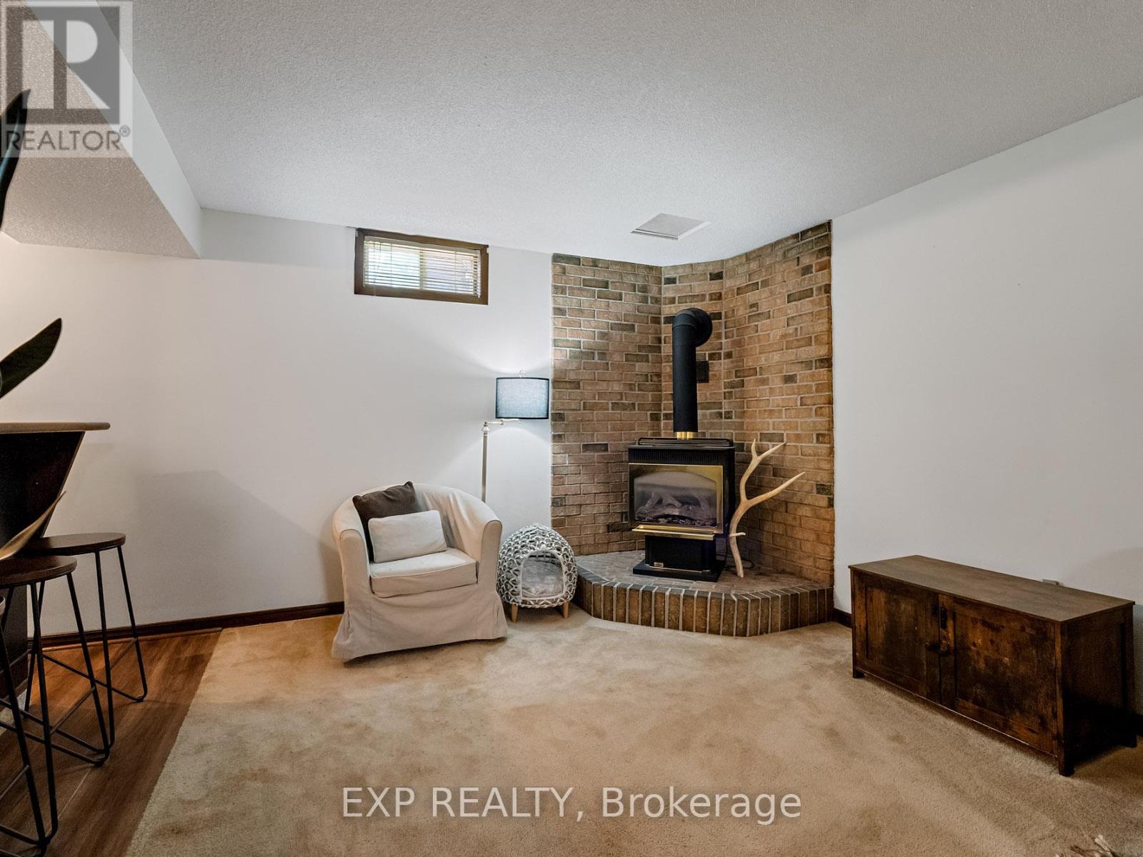 22 Lampman Crescent, Thorold, Ontario  L2V 4K7 - Photo 27 - X12962858