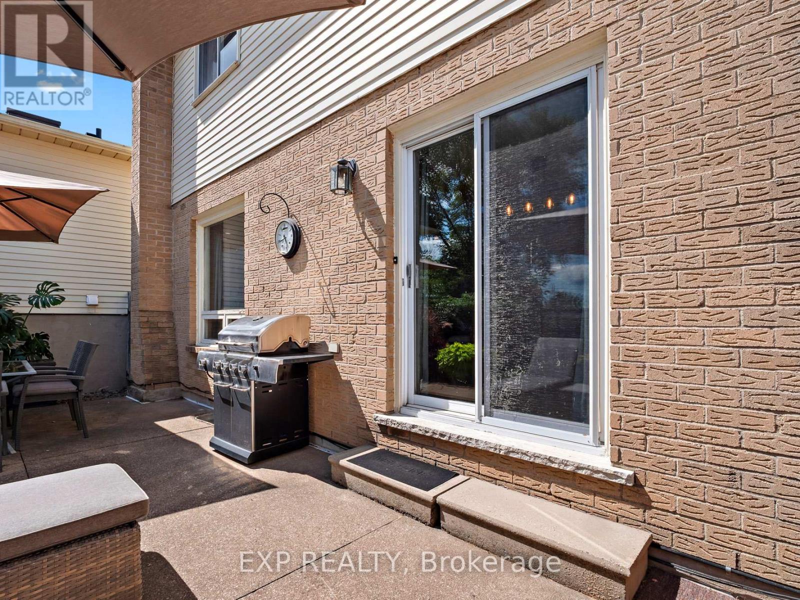 22 Lampman Crescent, Thorold, Ontario  L2V 4K7 - Photo 29 - X12962858