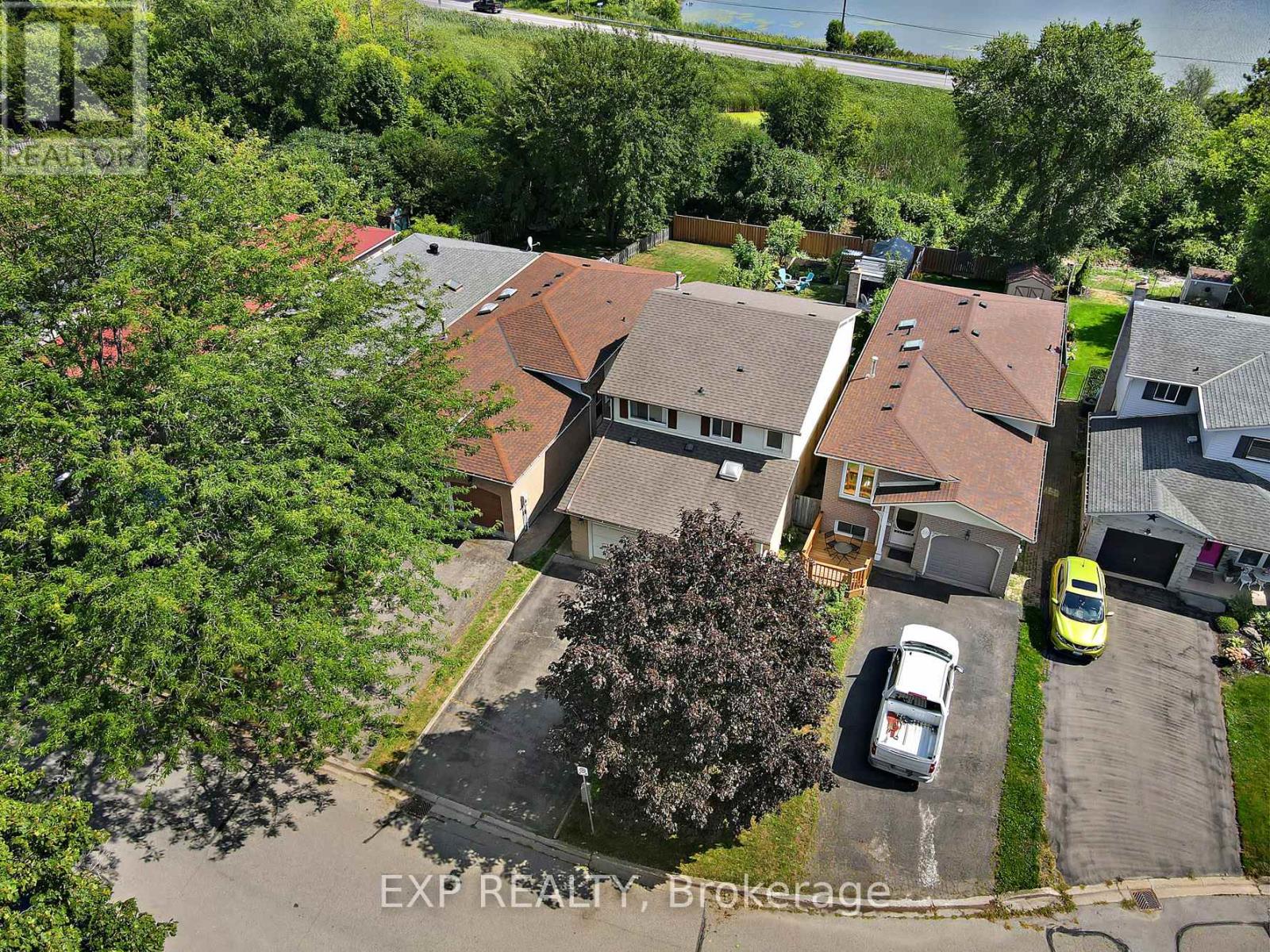 22 Lampman Crescent, Thorold, Ontario  L2V 4K7 - Photo 37 - X12962858