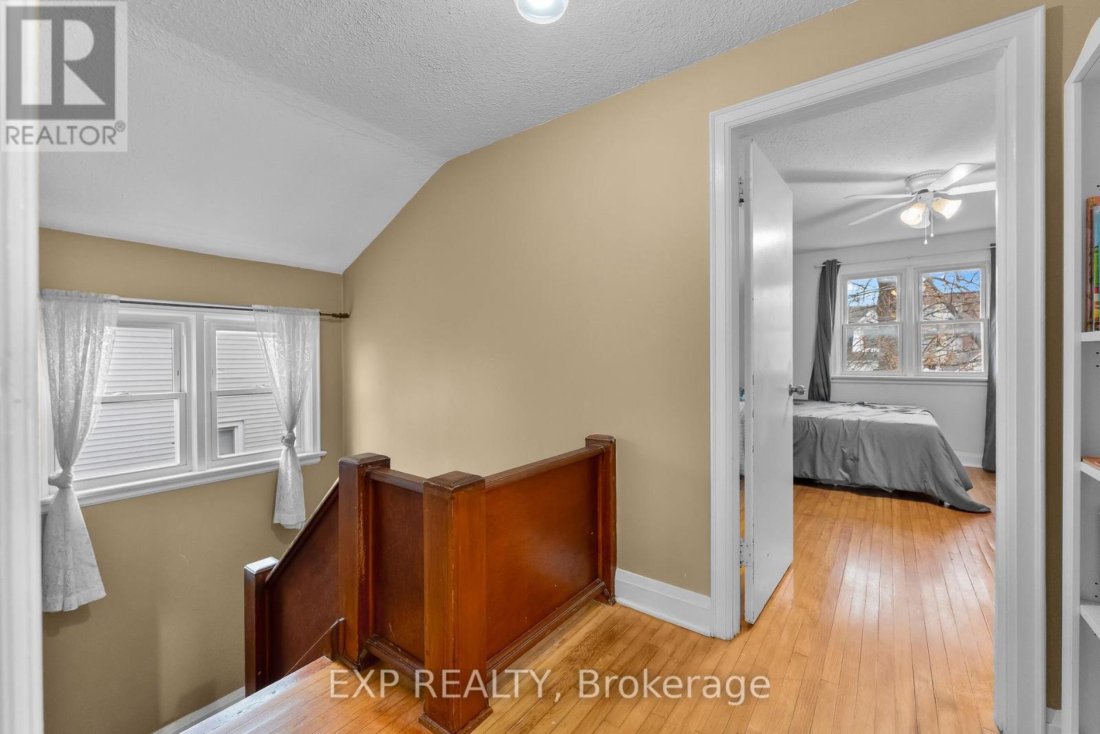 6 Cedardale Avenue, St. Catharines, Ontario  L2P 1A9 - Photo 15 - X12962882