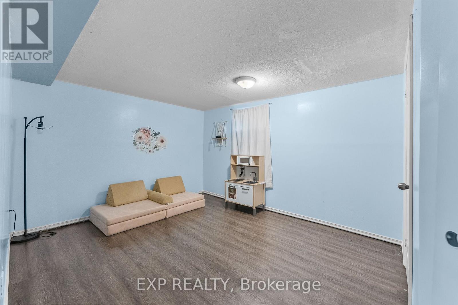 6 Cedardale Avenue, St. Catharines, Ontario  L2P 1A9 - Photo 22 - X12962882