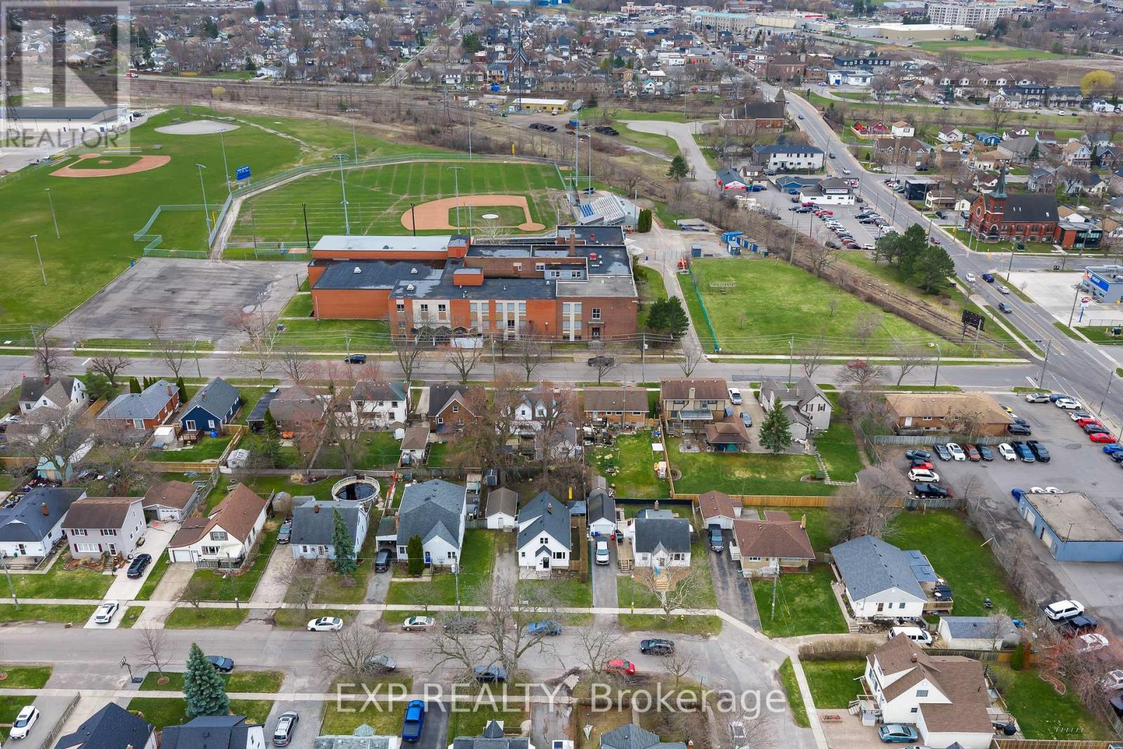 6 Cedardale Avenue, St. Catharines, Ontario  L2P 1A9 - Photo 32 - X12962882