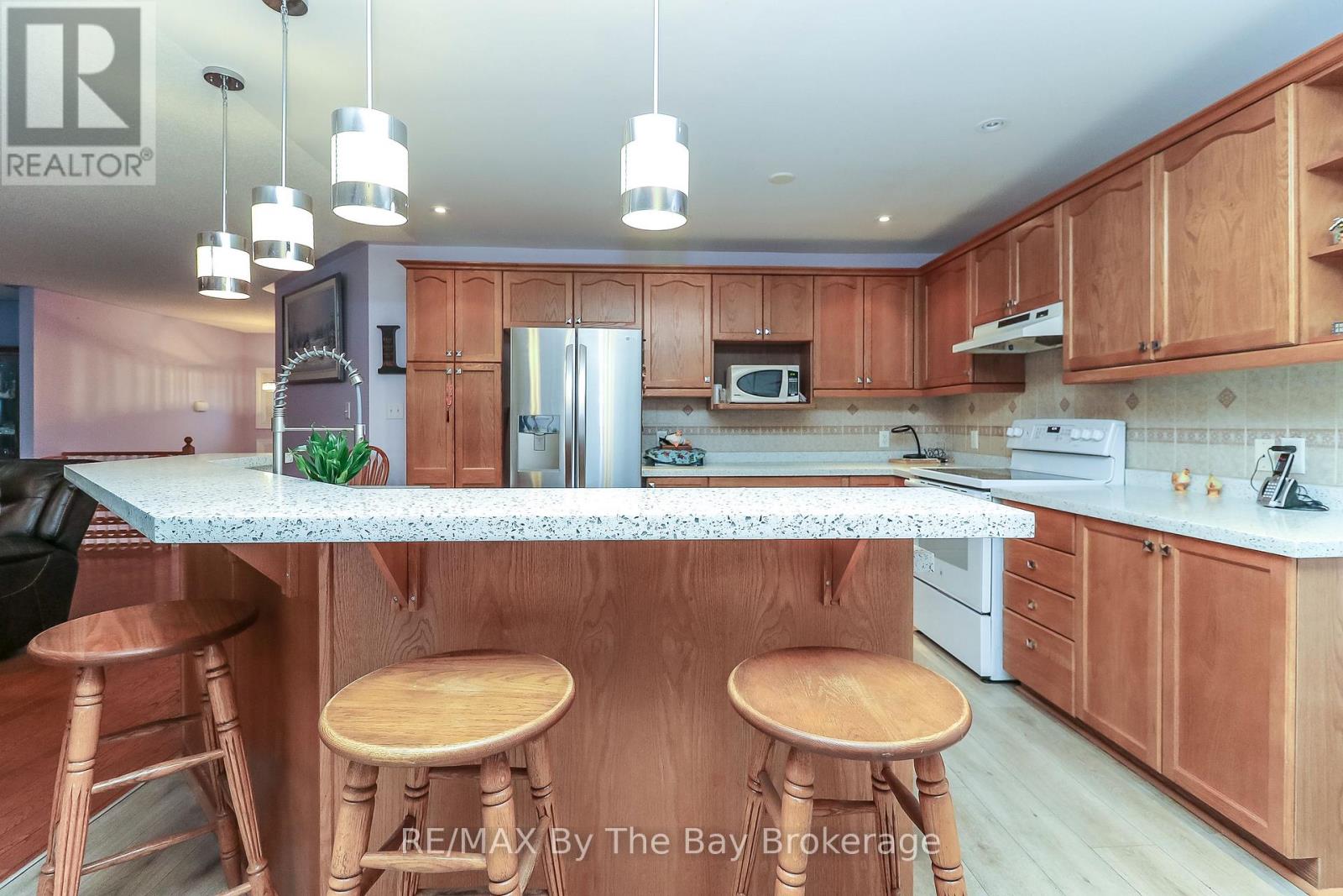 435 Ramblewood Drive, Wasaga Beach, Ontario  L9Z 1P3 - Photo 14 - S12962904