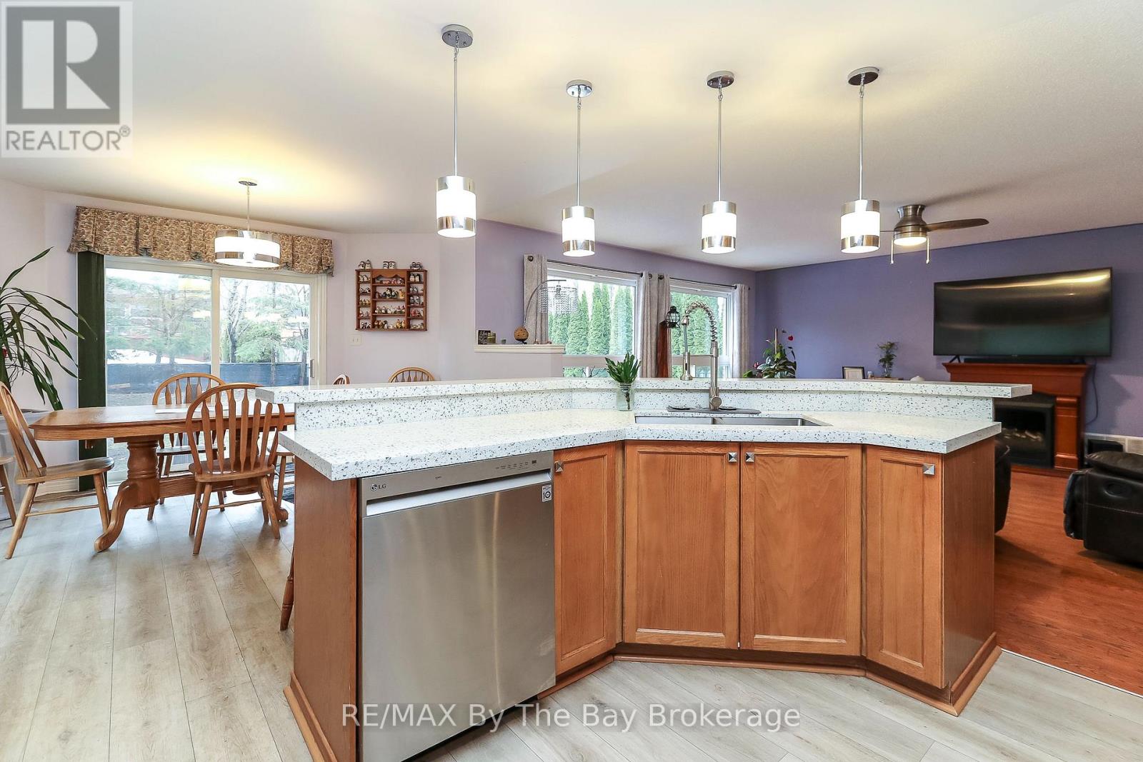 435 Ramblewood Drive, Wasaga Beach, Ontario  L9Z 1P3 - Photo 18 - S12962904