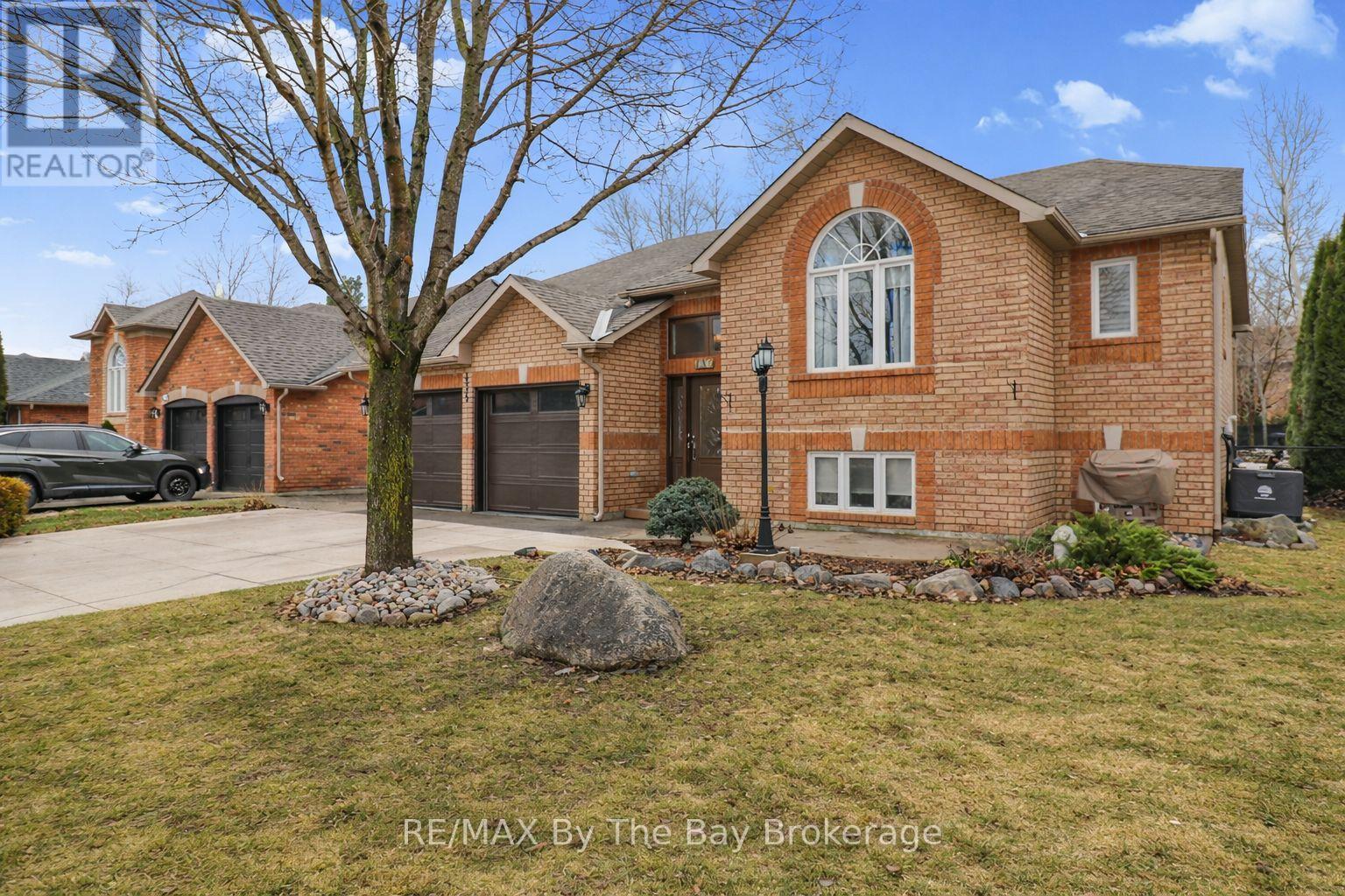 435 Ramblewood Drive, Wasaga Beach, Ontario  L9Z 1P3 - Photo 6 - S12962904