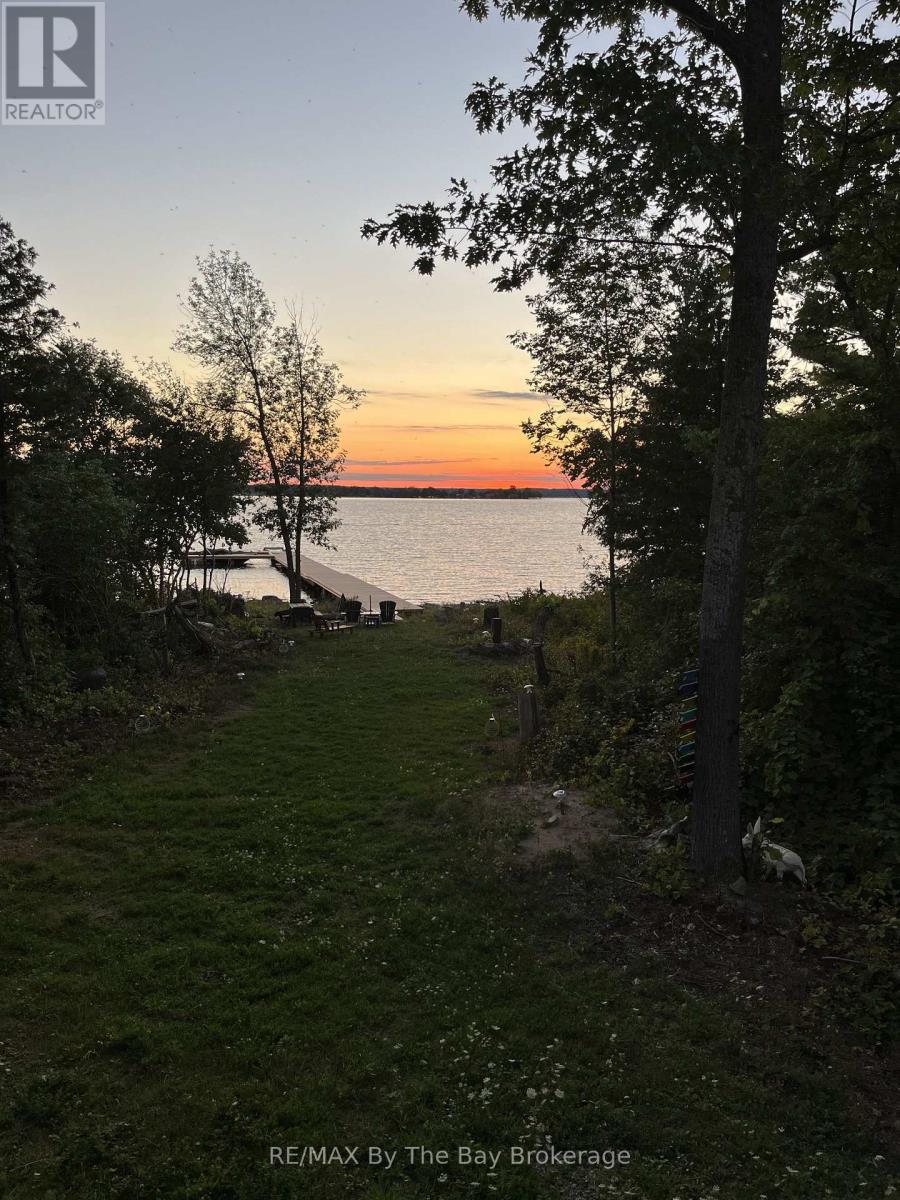 49 Methodist, Tay, Ontario  L0K 1R0 - Photo 18 - S12962906