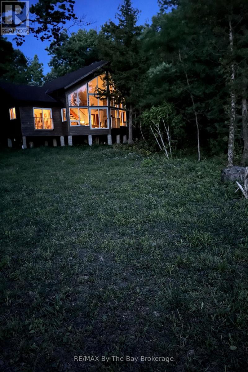 49 Methodist, Tay, Ontario  L0K 1R0 - Photo 2 - S12962906