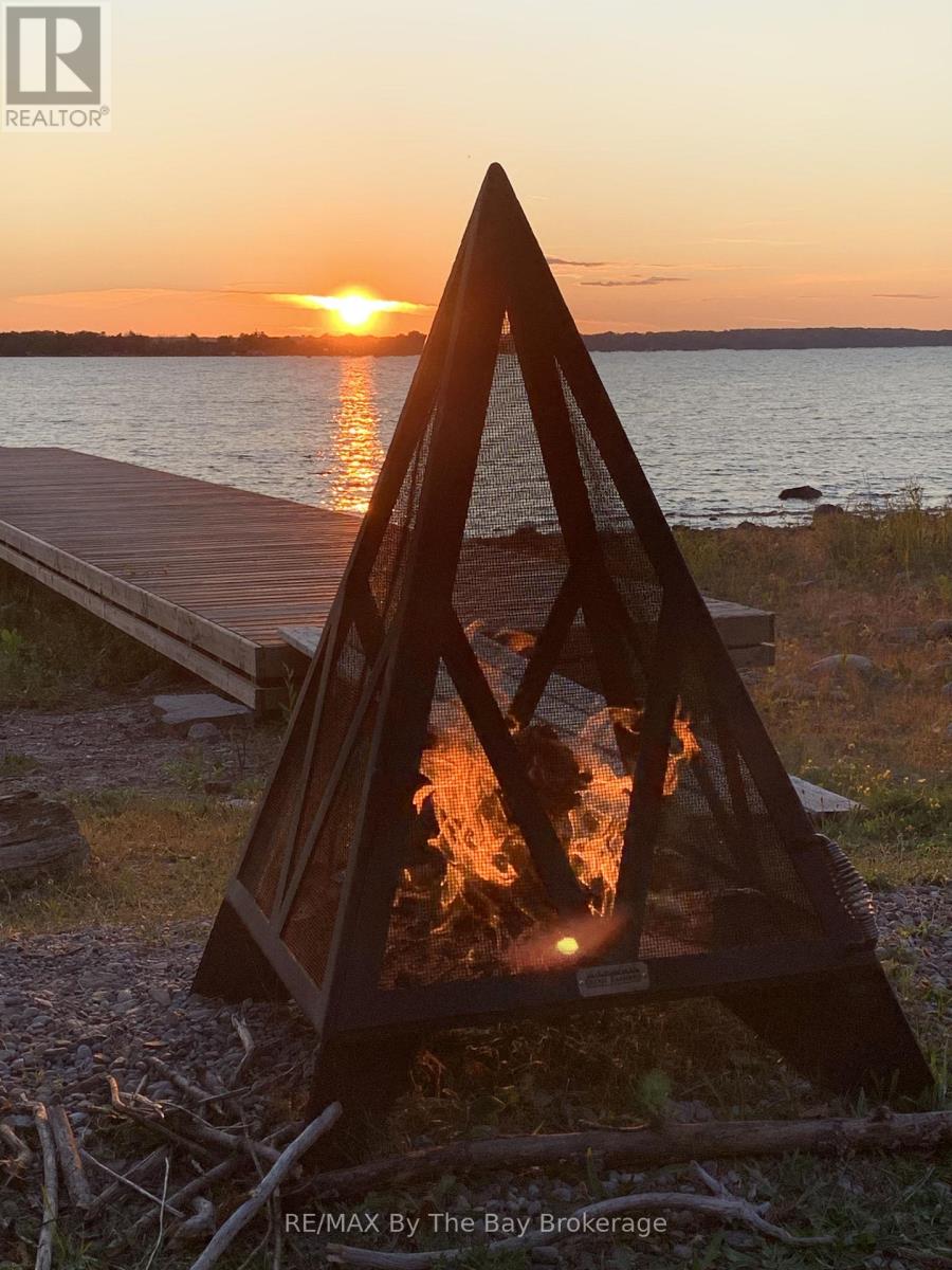 49 Methodist, Tay, Ontario  L0K 1R0 - Photo 45 - S12962906