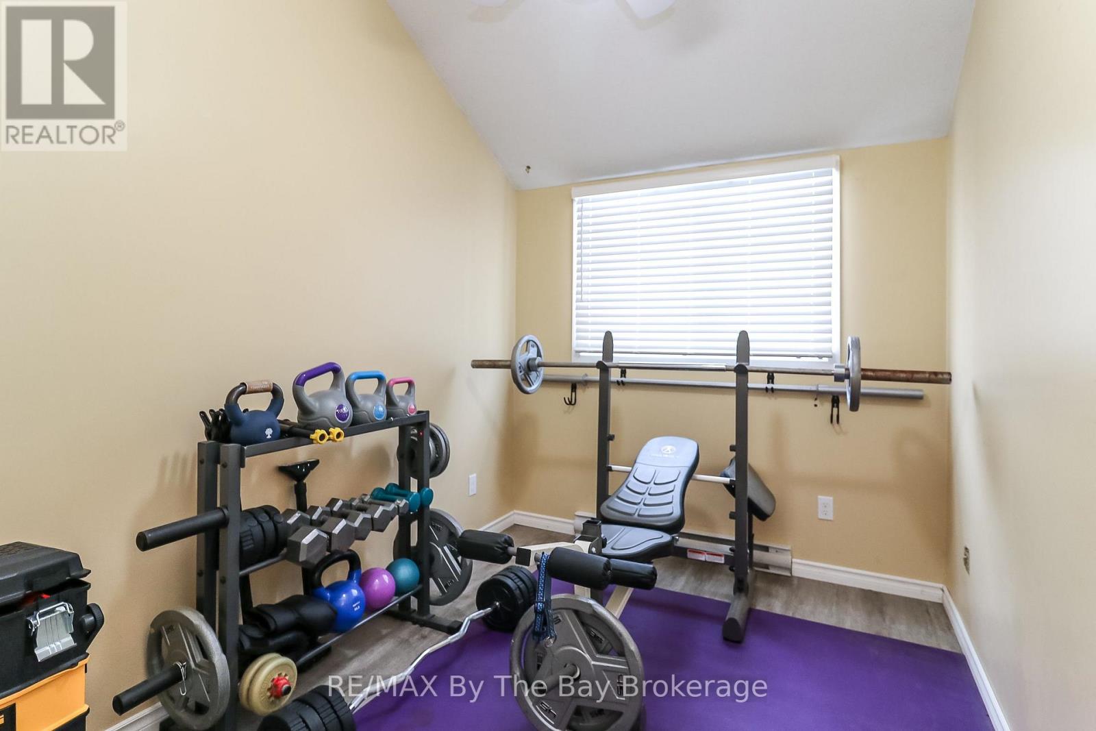 84 32nd Street N, Wasaga Beach, Ontario  L9Z 2C4 - Photo 26 - S12962910