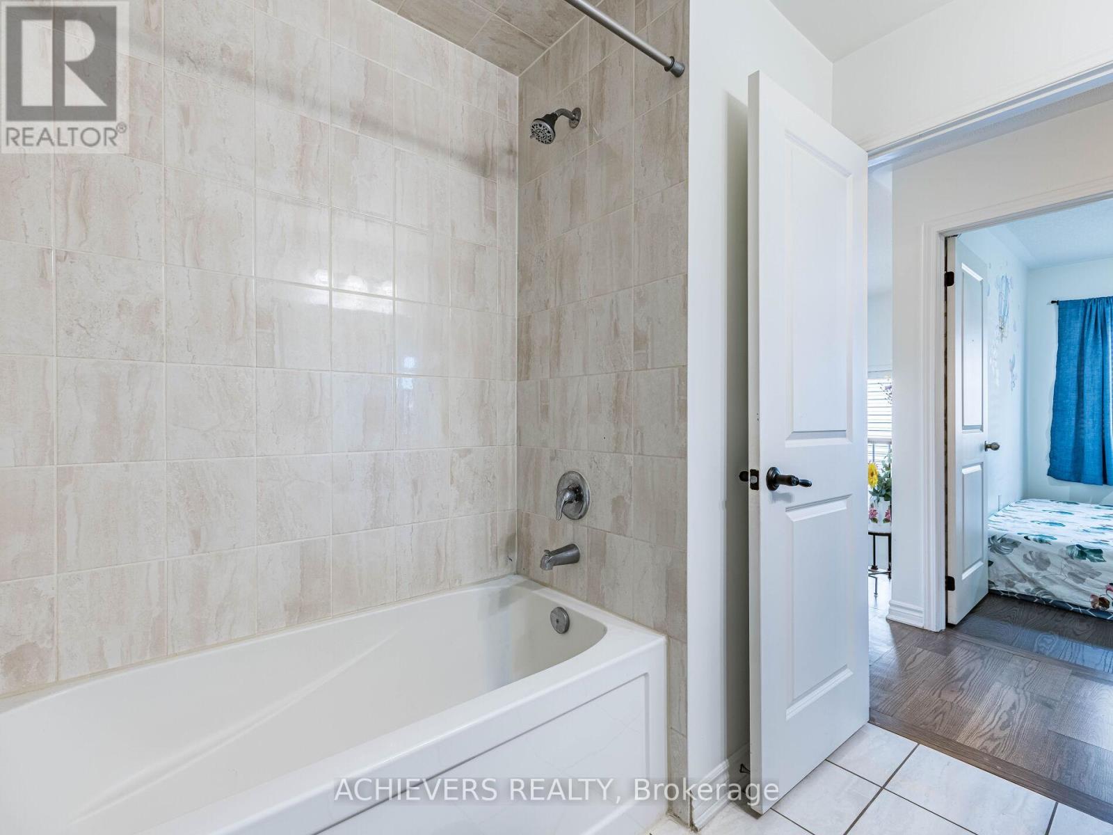 12 Emerald Coast Trail, Brampton, Ontario  L7A 5A7 - Photo 33 - W12755780