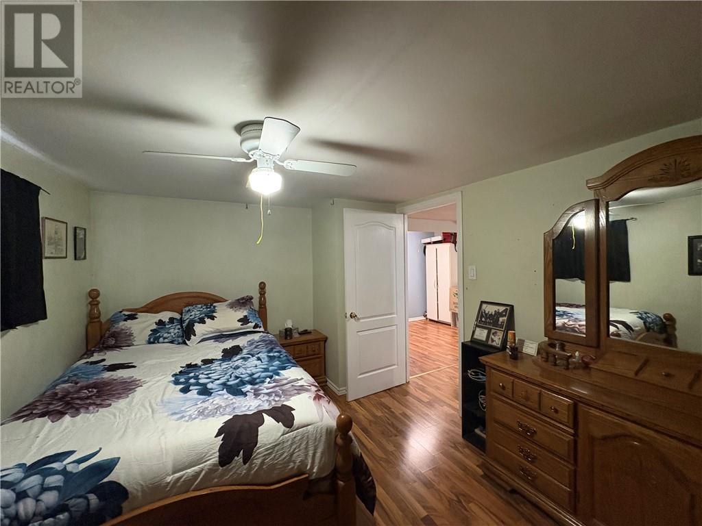 877 Martindale, Greater Sudbury, Ontario  P3E 4H9 - Photo 17 - 2127003