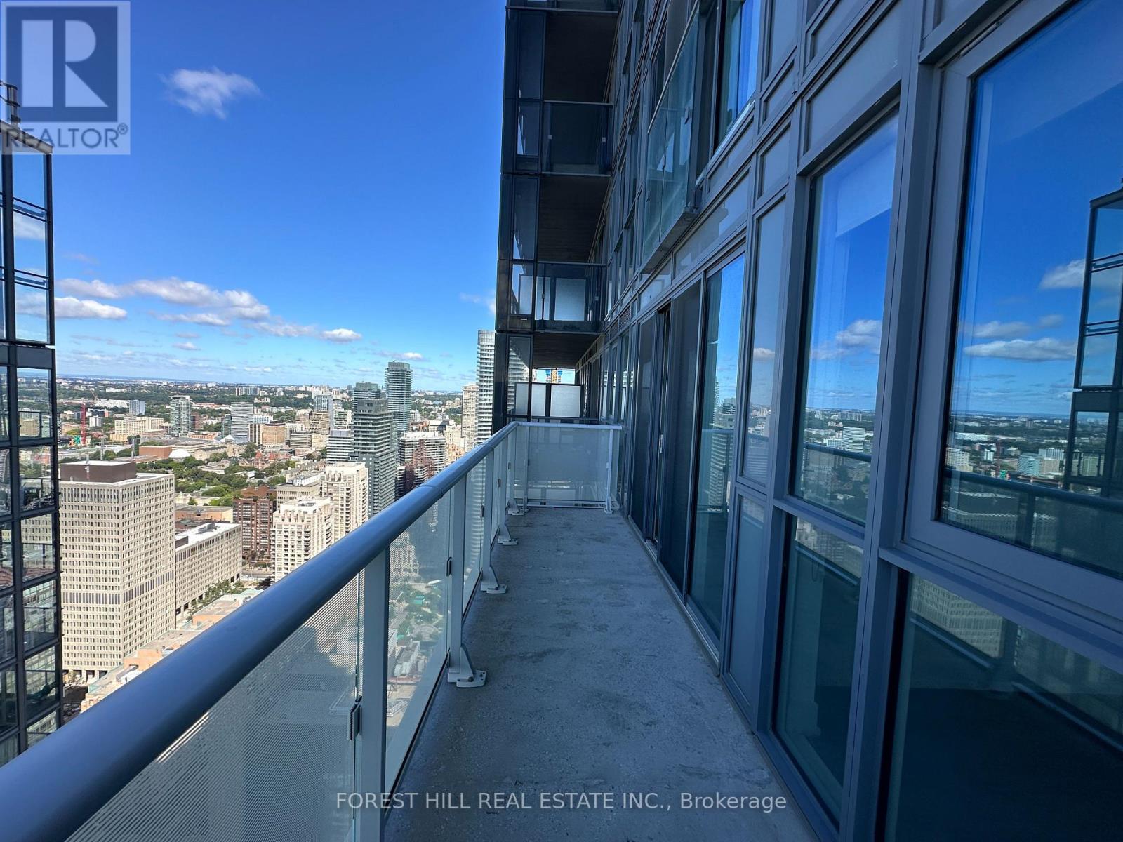 5501 - 7 Grenville Street, Toronto, Ontario  M4Y 1A1 - Photo 16 - C12962862