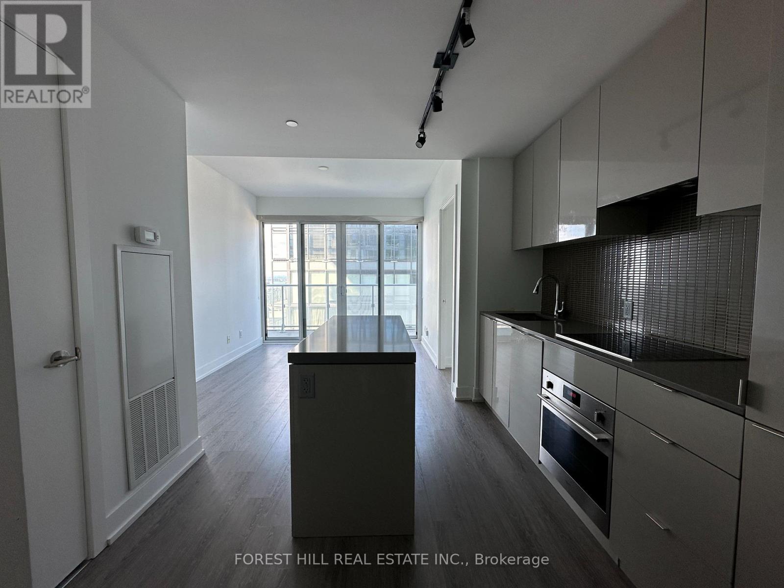 5501 - 7 Grenville Street, Toronto, Ontario  M4Y 1A1 - Photo 5 - C12962862