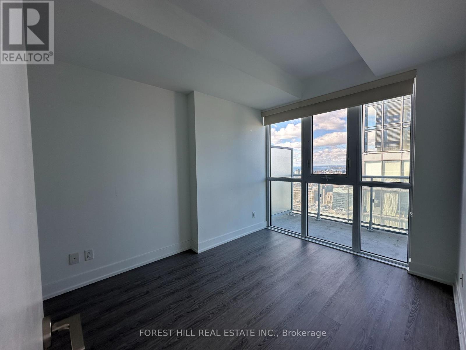 5501 - 7 Grenville Street, Toronto, Ontario  M4Y 1A1 - Photo 8 - C12962862
