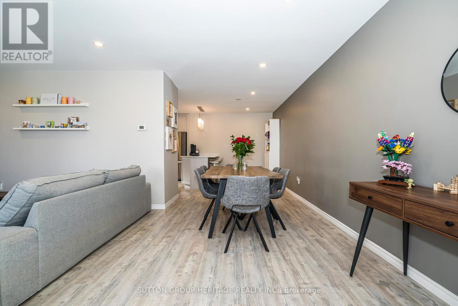 437 Sedan Crescent, Oshawa, Ontario  L1H 3G4 - Photo 3 - E12962886